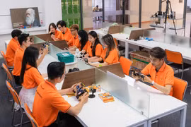 FPT University students during class. (Photo: VNA)