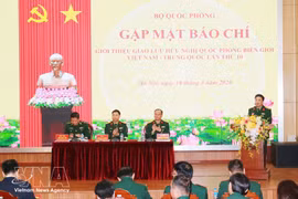 A press briefing on the 10th Vietnam – China Border Defence Friendship Exchange (Photo: VNA)