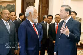 Timor-Leste Prime Minister Kay Rala Xanana Gusmão and General Secretary of the Communist Party of Vietnam and State President To Lam during a farewell meeting on June 10 ahead of the Timorese leader’s departure for home. (Photo: VNA)