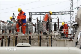 Bac Ninh province still has 29,400 customers without electricity. (Photo: VNA)