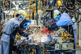 The renewed increase in new orders helps to support production growth in July. (Photo vneconomy.vn)