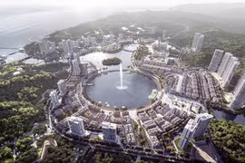 Perspective of the luxury tourism and entertainment complex with casino at Van Don Economic Zone. (Photo published by VNA)