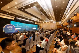 The Vietnam Connect Forum 2025 takes place in Hanoi on April 23. (Photo: VnEconomy)