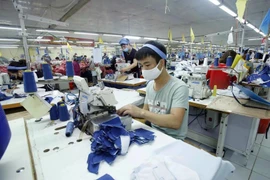 Garment production at Tien Hung Garment JSC in Hung Yen province. (Photo: VNA)