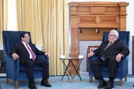 Prime Minister Pham Minh Chinh meets with Speaker of the New Zealand Parliament Gerry Brownlee in Wellington on March 11, 2024. (Photo: VNA)