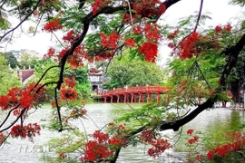 A corner of Hoan Kiem Lake, Hanoi. (Photo: VNA)