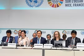 Deputy Prime Minister and Minister of Foreign Affairs Bui Thanh Son and Minister for Environmental Protection and Green Transition of Croatia Marija Vučković co-chair a panel discussion within the third United Nations Ocean Conference (UNOC 3). (Photo: VNA)