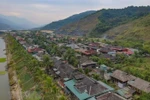 Stone-roofed stilt houses in Muong Lay