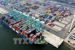 Bustling cargo scene at Tianjin Port, China (Photo: VNA)