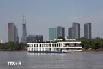 A luxury cruise ship carrying visitors along the Saigon River in Ho Chi Minh City. (Photo: VNA)