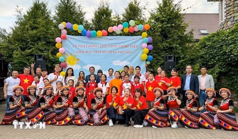 Participants in the 4th Vietnamese Language Summer Camp (Photo: VNA)