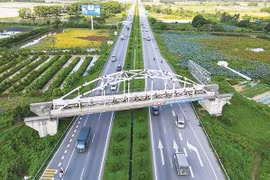 The rail route of Yen Vien – Pha Lai – Ha Long – Cai Lan which was suspended from 2011 will be replaced by Hanoi-Quang Ninh high-speed route. (Photo: tinnhanhchungkhoan.vn)