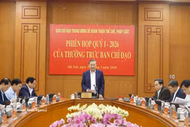 Party General Secretary To Lam (centre) speaks at the first-quarter meeting of the Standing Board of the Central Steering Committee on Perfecting Institutions and Laws. (Photo: VNA)