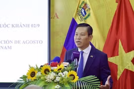 Vietnamese Ambassador to Venezuela Vu Trung My speaks at the event (Photo: Vietnamese Embassy in Venezuela)