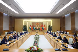 At the meeting between Prime Minister Pham Minh Chinh and Speaker of the Jordanian House of Representatives Mazen Turki El Qadi in Hanoi on the morning of February 3. (Photo: VNA)