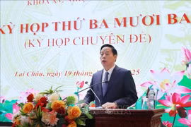 The new Chairman of the Lai Chau provincial People’s Committee, Ha Quang Trung, delivers his inauguration remarks. (Photo: VNA)