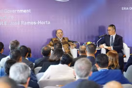 President of Timor-Leste José Ramos-Horta (L) at the leadership lecture in Jakarta on June 2 hosted by the ERIA School of Government under the Economic Research Institute for ASEAN and East Asia (ERIA). (Photo: ERIA)