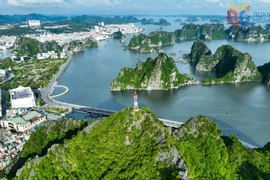 With specific goals, tasks, and solutions set for the new phase, Quang Ninh continues to affirm itself as an all-season destination. (Photo: baoquangninh.vn)