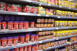 Cocoa-based products on a supermarket shelf in Algeria (Photo: VNA)