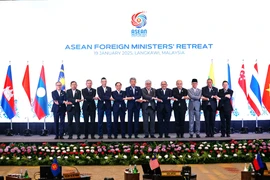 Heads of delegations and delegates at the ASEAN Foreign Ministers' Retreat. (Photo: VNA)