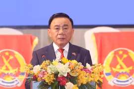 Politburo member and Permanent member of the Communist Party of Vietnam (CPV) Central Committee’s Secretariat Tran Cam Tu speaks at the banquet. (Photo: VNA)