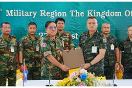 Cambodia, Thailand agree to maintain contact, avoid clashes