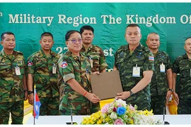 Cambodia, Thailand agree to maintain contact, avoid clashes