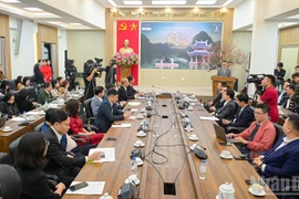 At the launch ceremony of the music video “Song from a Secret Garden – Secret Garden in Vietnam” on February 6. (Photo: nhandan.vn)