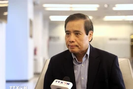 Prof. Vu Minh Khuong from the Lee Kuan Yew School of Public Policy in Singapore (Photo: VNA)