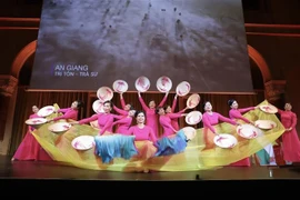 An art performance at the ceremony (Photo: VNA)