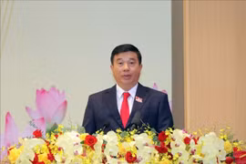 Y Thanh Ha Nie Kdam, member of the Party Central Committee and Secretary of the provincial Party Committee for the 2025–2030 tenure, delivers the closing remarks at the congress. (Photo: VNA)