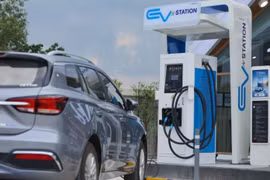Thailand to put another 300,000 e-vehicles on the road