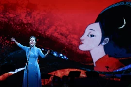 A Vietnamese singer performs on the Vietnam National Day event on September 9 within the framework of the World Expo Osaka 2025. (Photo: VietnamPlus)