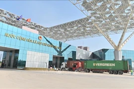 Vietnam-China economic and trade ties are expected to rise to a new level. (Illustrative photo: VNA)