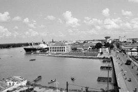 A view of Nha Rong Wharf in Saigon in the early 20th century. From this place, the patriotic Nguyen Tat Thanh boarded the vessel Latouche-Tréville to leave Vietnam to realise his ambition to liberate the country from the colonial rule. (Photo: VNA)