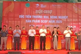 Delegates at the opening ceremony of the 2025 Trade Promotion Fair for Agricultural and OCOP Products. (Photo: VNA)