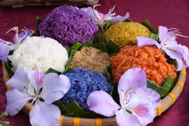 Five-coloured sticky rice encapsulates the essence of the land and skies of Muong Lo in Lao Cai province. (Photo: VNA)