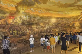 Visitors tour Dien Bien Phu Victory Museum in Dien Bien province of Vietnam. (Photo: VNA) 