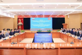 Minister of Construction Tran Hong Minh holds talks with Aide to the President of Russia and Chairman of the Maritime Board Nikolai Platonovich Patrushev in Hanoi. (Photo: VNA)