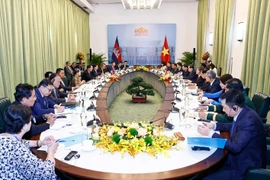 National Assembly Chairman Tran Thanh Man hosts President of the Cambodian People’s Party (CPP) and President of the Cambodian Senate Samdech Techo Hun Sen on April 29 (Photo: VNA)