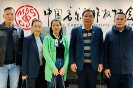 Director of the Vietnam Centre for Protection of Music Copyright Dinh Trung Can (second from right) at the meeting of the International Confederation of Societies of Authors and Composers in Beijing, China, in October 2025. (Photo: nhandan.vn)