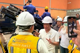 Indonesian Environment Minister Hanif Faisol Nurofiq monitoring an integrated waste management site in Cimahi, West Java, on February 22. (Photo: ANTARA)