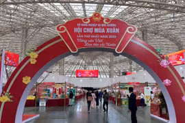 The “Vietnamese Agricultural Products – Spreading the Colours of Spring” zone, hosted by the Ministry of Agriculture and Environment, is a major highlight of the Spring Fair 2026. (Photo: thoibaotaichinhvietnam.vn)