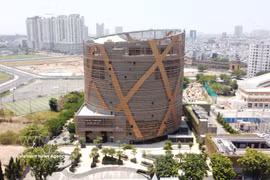 The Phu Tho Circus and Multi-purpose Performance Centre is deemed a demonstration of Ho Chi Minh City's resolve to unlock resources and drive cultural industries forward. (Photo: VNA)