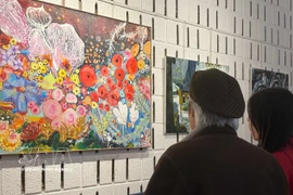 An exhibition of paintings and books titled “Vietnamese Soul on French Soil” opens on March 7 in Val-de-Marne, part of the Ile-de-France region. (Photo: VNA)