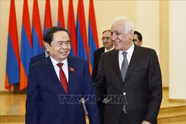 NA Chairman Tran Thanh Man (L) and President of Armenian NA Alen Simonyan (Photo: VNA)