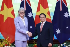 Prime Minister Pham Minh Chinh meets with Australian Governor-General Sam Mostyn. (Photo: VNA)