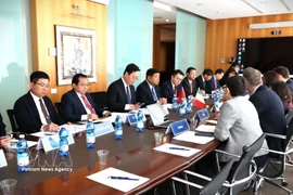 At the meeting between Deputy Prime Minister Nguyen Chi Dung and Assolombarda, which represents around 7,000 Italian companies, in Milan on March 20, 2026. (Photo: VNA)