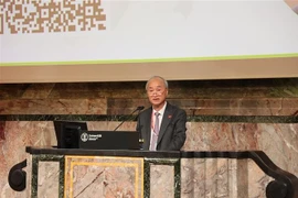 Vietnamese Ambassador to Switzerland Phung The Long speaks at the Vietnam Day 2025. (Photo: VNA)