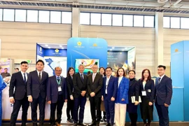 Representatives from Vietnamese agencies at the booth of Vietnam Airlines and Saigontourist Group at the IBT Berlin 2025. (Photo: VNA)